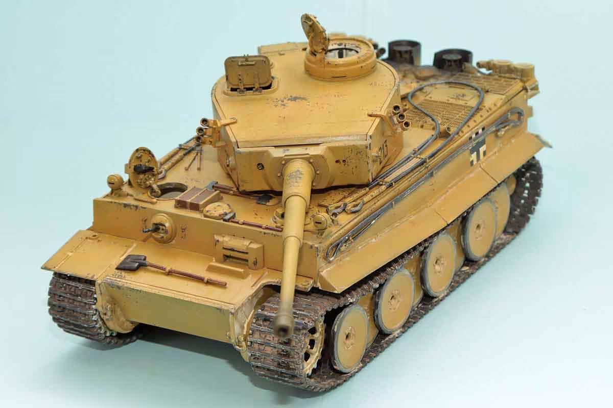 German Heavy Tank Tiger-1 Early Version