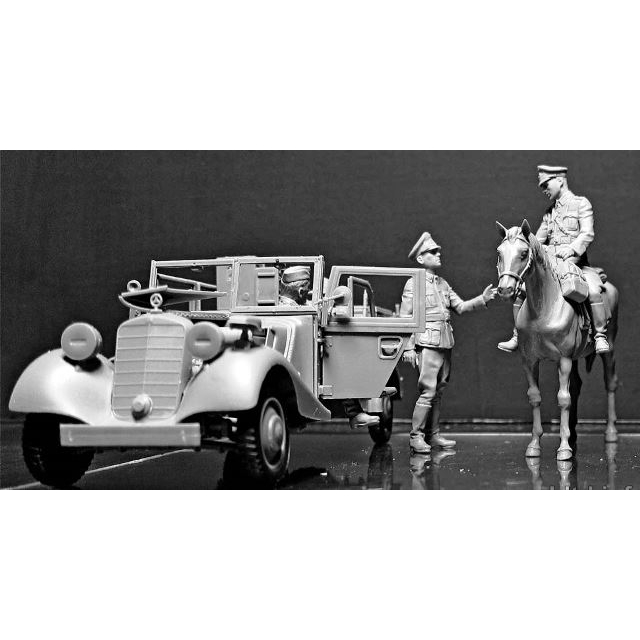 German Military Radio Car Sd.Kfz.2 Type 170VK With Crew (WWII Era)