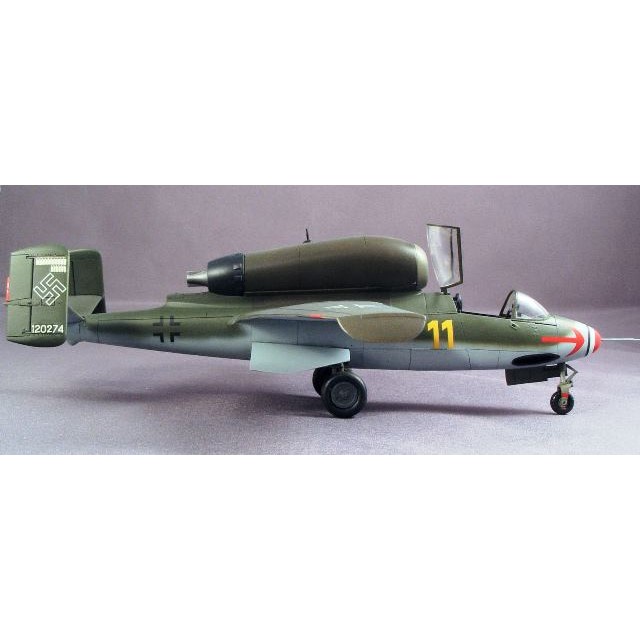 Heinkel He 162 A-2 Salamander