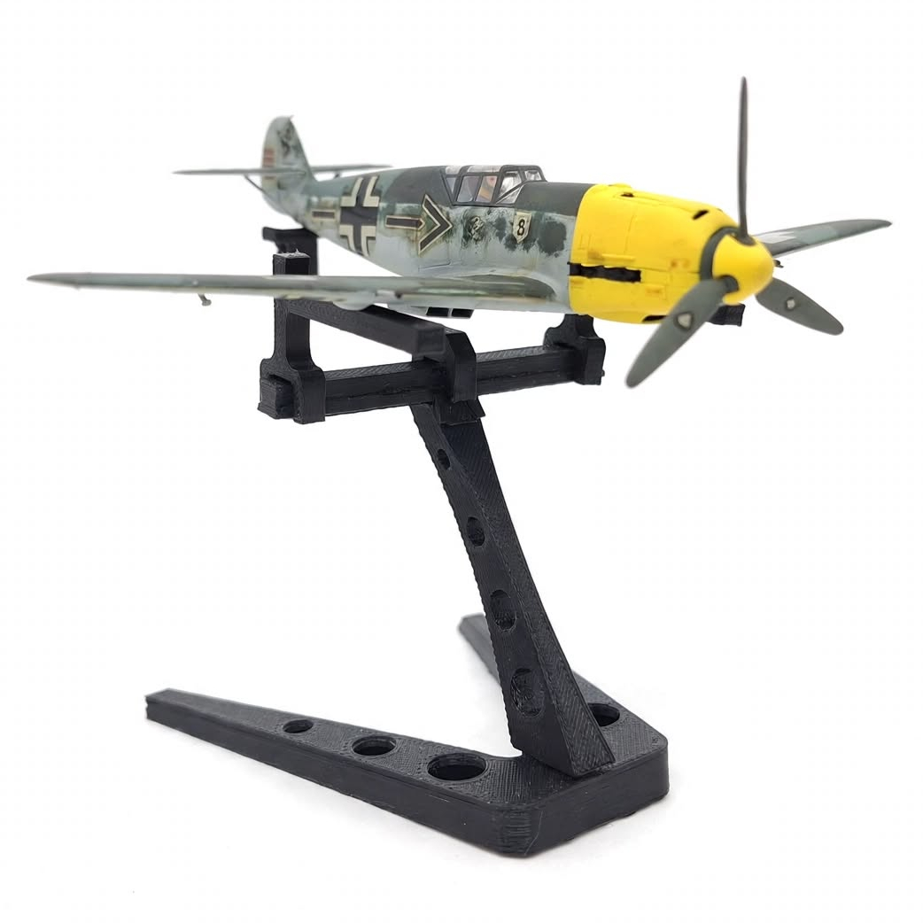 Aircraft Display Stand For 1/72 Scale Single Propeller Aircraft With Tail Support